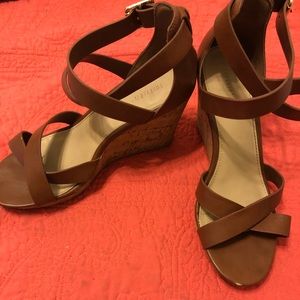 Brown wedges